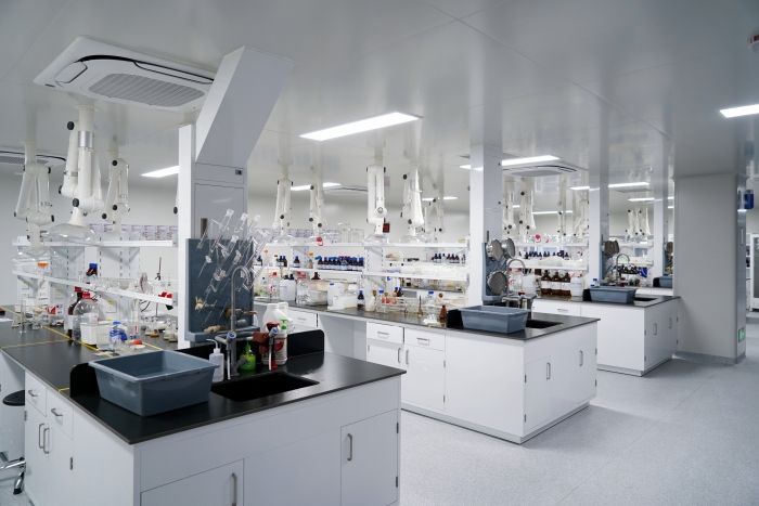 佐力药业实验室图1