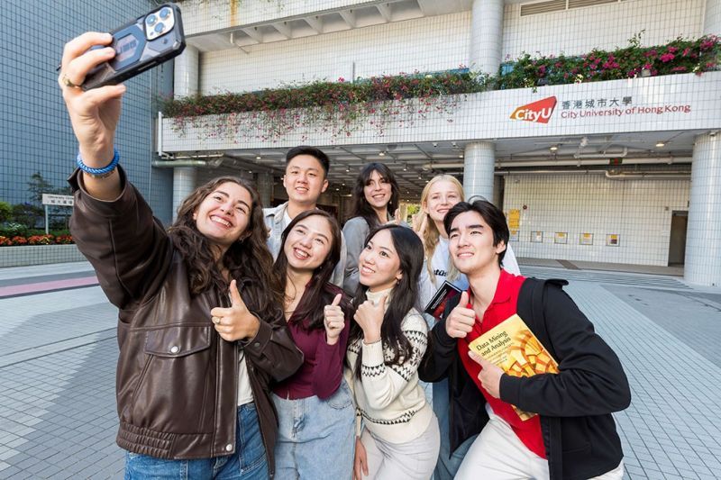 图1_港城大在最新发布的QS 2026亚洲大学排名中，在1,526所入围大学中蝉联全港第三，同时由去年的亚洲第十位攀升至第七位，持续稳居全亚洲前1%高校行列。.jpg