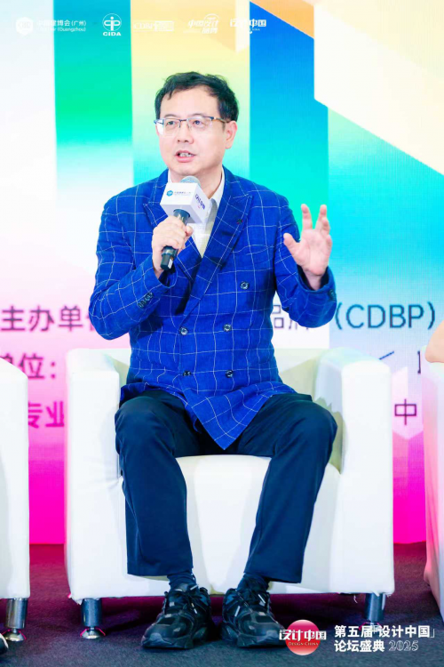    广州建博会巧遇美的“常青树”——“菜农”黄剑峰