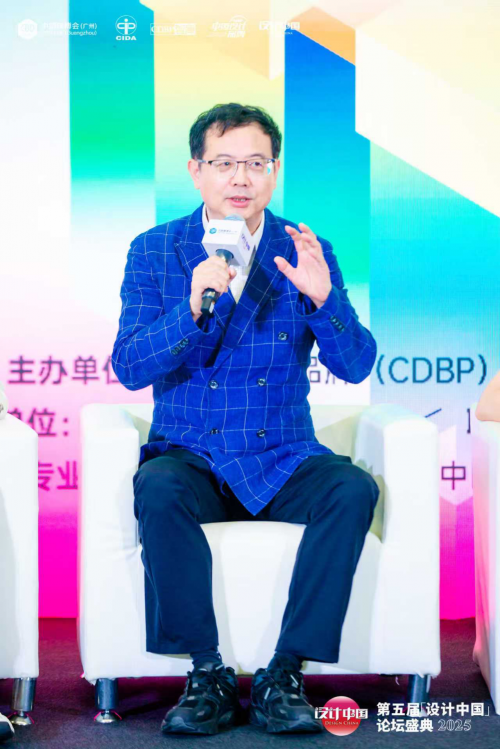 重读《美的奇人“菜农”黄剑峰》：变革时代的一个职场范本