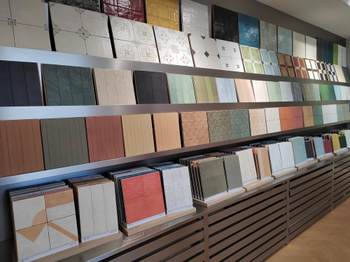 绚潮瓷砖：引领质感生活新潮流