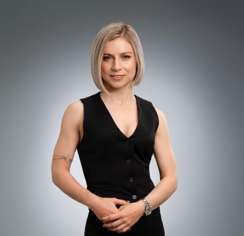 T-Bank银行移动app现已支持中文版本