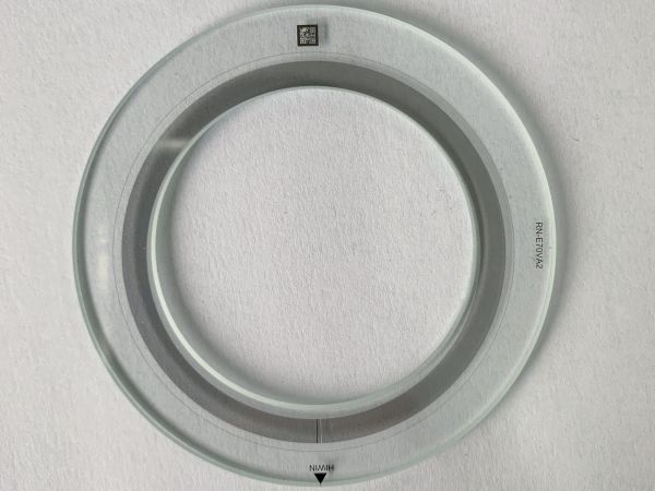 工业激光打标机的技术进化与应用深度解析